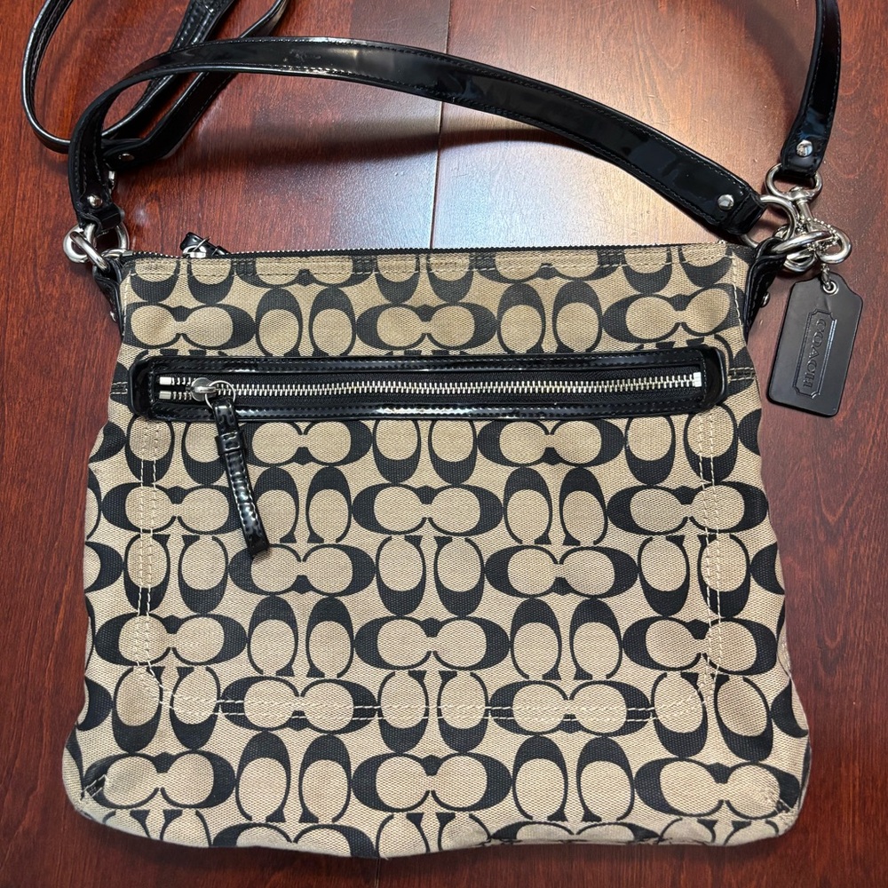 Coach Signature Black/Tan Purse with 2 straps